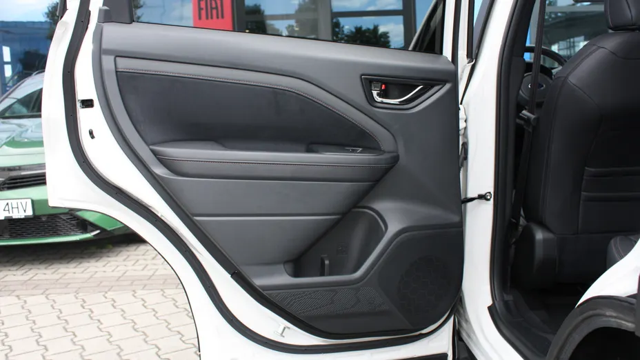 SUBARU Forester Forester 2.0i-L Platinum (EyeSight) Lineartronic