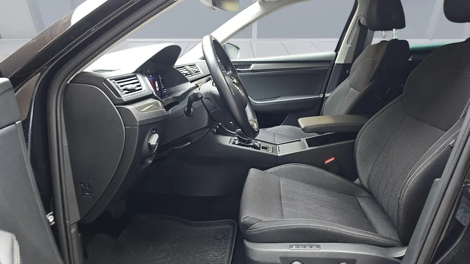 SKODA Superb Superb 2.0 TDI SCR Style DSG