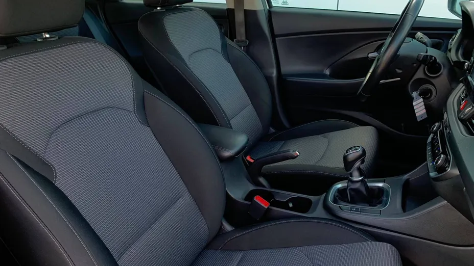 HYUNDAI i30 i30 1.5 T-GDI 48V Smart