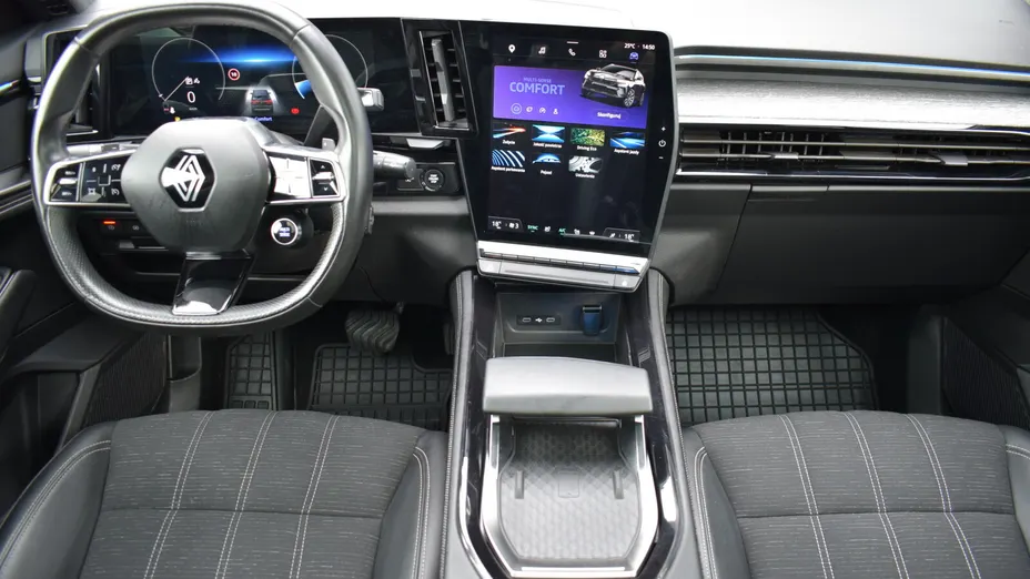 RENAULT Austral Austral 1.3 TCe mHEV Techno aut