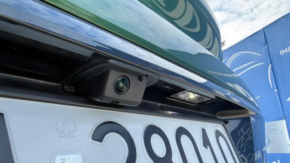 PEUGEOT 308 -