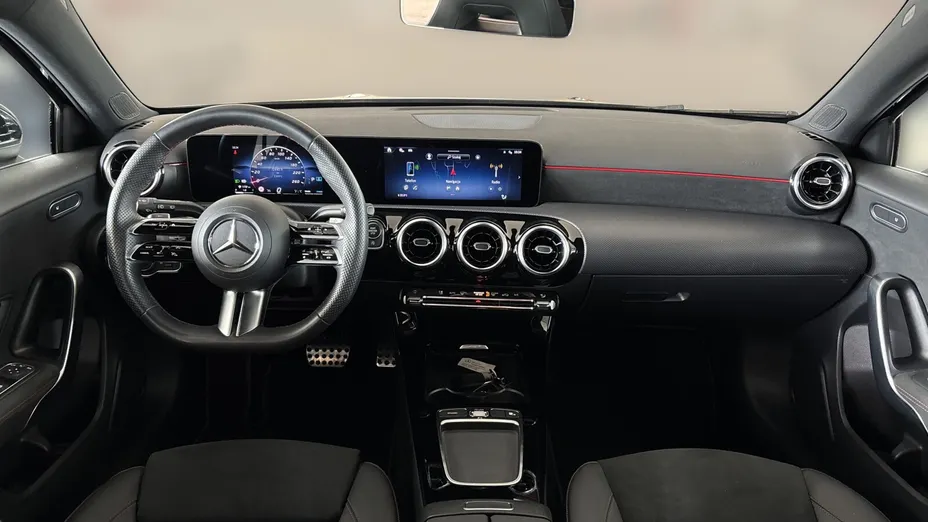MERCEDES-BENZ A Klasa A 200 AMG Line 7G-DCT