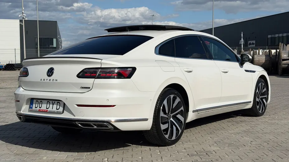 VOLKSWAGEN Arteon -