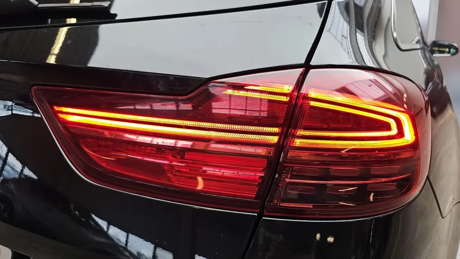 KIA Cee'd Ceed 1.6 GDI PHEV Business Line DCT