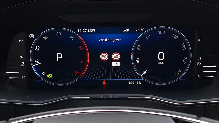 SKODA Superb Superb 2.0 TDI SCR Sportline DSG