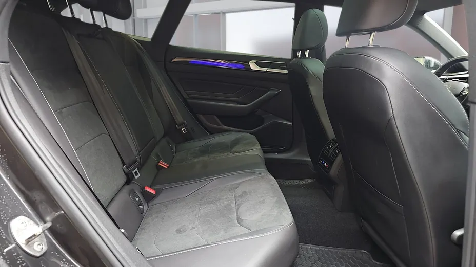 VOLKSWAGEN Arteon Arteon 2.0 TSI R-Line DSG