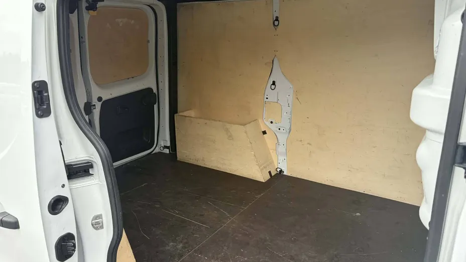 RENAULT Trafic -
