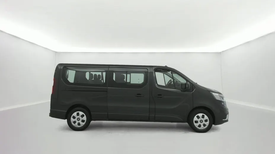 RENAULT Trafic -
