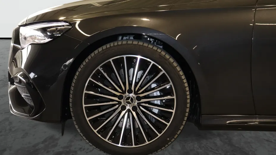 MERCEDES-BENZ E Klasa E 220 d mHEV 4-Matic AMG 9G-Tronic Nowy