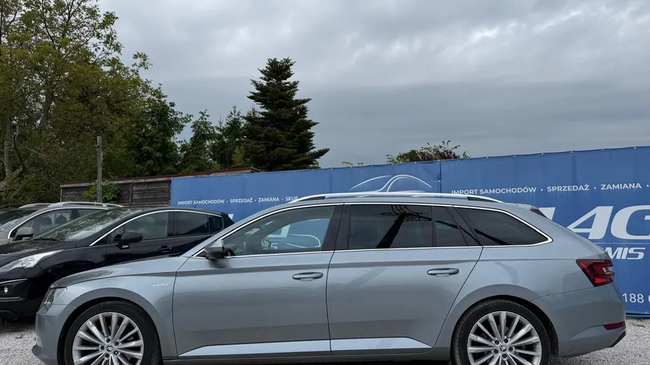 SKODA Superb Superb 2.0 TDI SCR 4x4 Ambition DSG