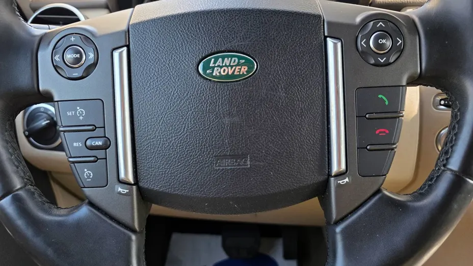 LAND ROVER Discovery -