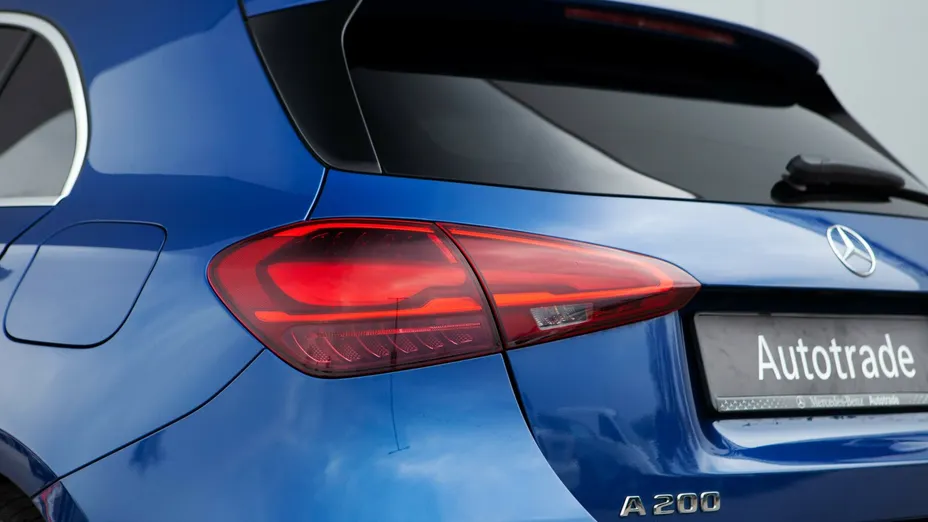 MERCEDES-BENZ A Klasa A 200 AMG Line 7G-DCT