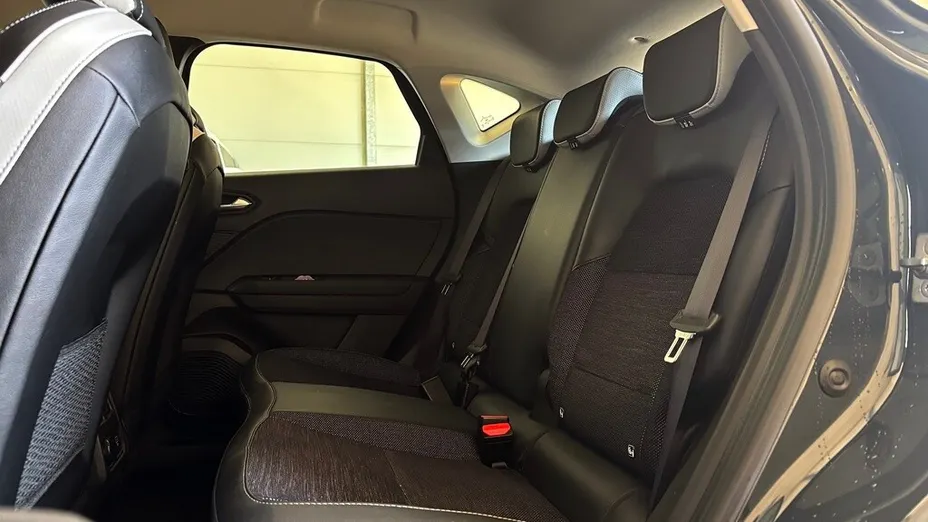 RENAULT Captur Captur 1.3 TCe mHEV Techno EDC
