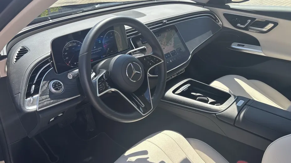 MERCEDES-BENZ E Klasa E 220 d mHEV 4-Matic Avantgarde 9G-Tronic