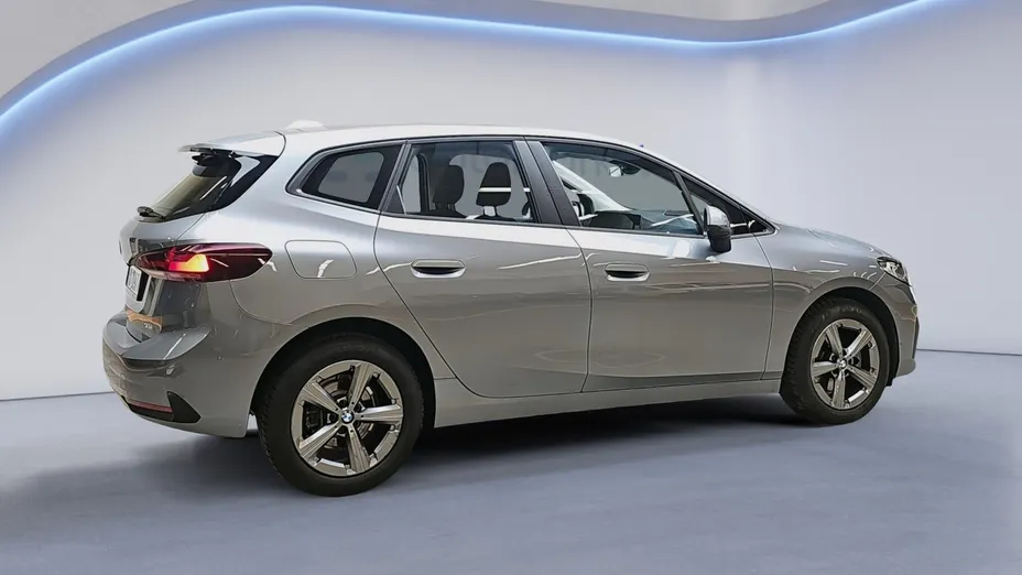 BMW Seria 2 218i aut