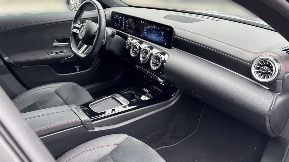 MERCEDES-BENZ CLA CLA 200 mHEV AMG Line 7G-DCT