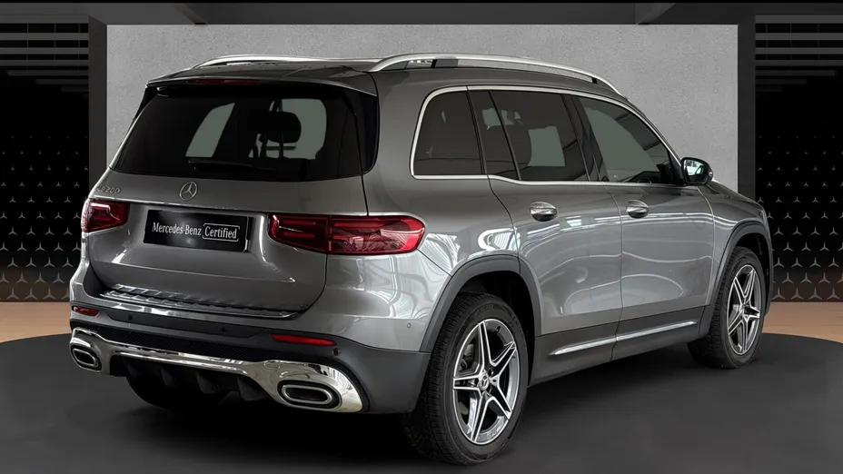 MERCEDES-BENZ GLB GLB 200 mHEV AMG Line 7G-DCT