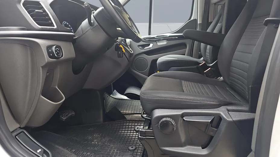 FORD Transit Custom Transit Custom 320 L1H1 Limited Aut. (bryg.)