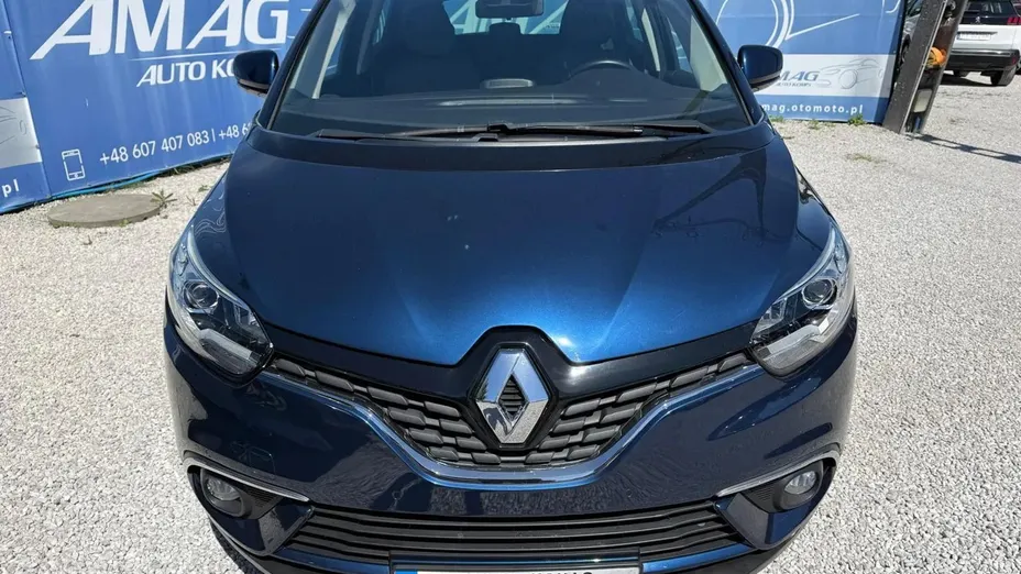 RENAULT Scenic -