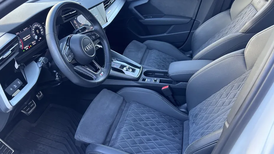 AUDI S3 Sportback -