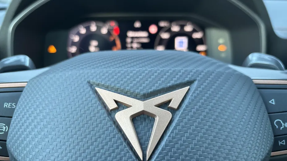 CUPRA Leon Leon 1.5 eTSI mHEV DSG Nowy