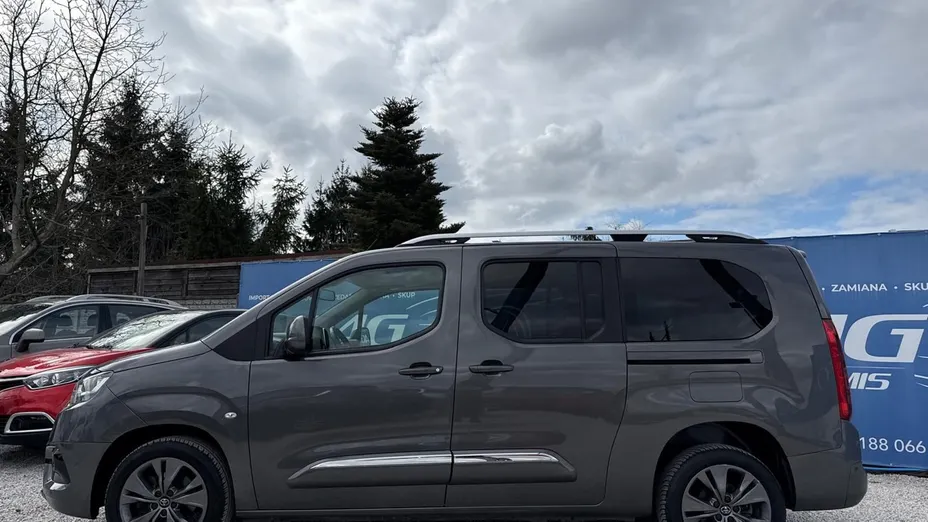 TOYOTA Proace City Verso -