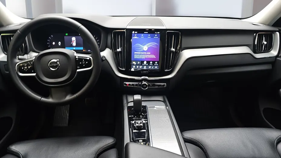 VOLVO XC60 XC60 B4 D AWD Plus Bright aut
