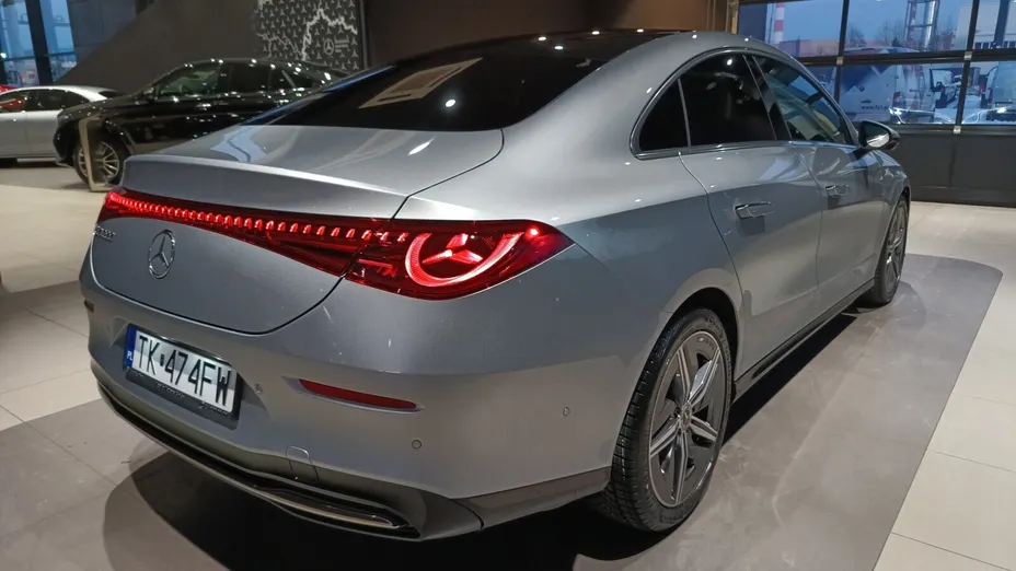 MERCEDES-BENZ CLA -