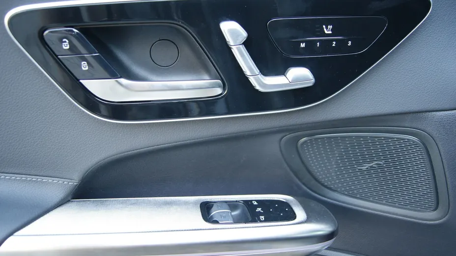 MERCEDES-BENZ CLE CLE 300 mHEV 4-Matic AMG Line Nowy