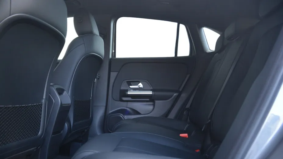 MERCEDES-BENZ GLA GLA 200 d 8G-DCT Nowy