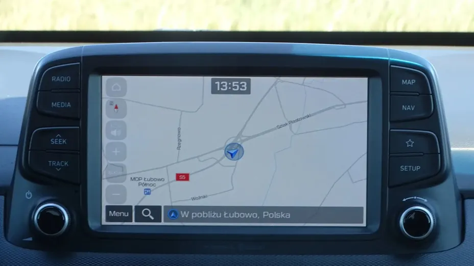 HYUNDAI Kona -