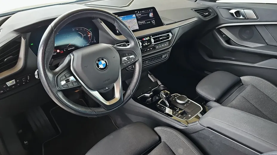 BMW Seria 2 220i xDrive Sport Line aut