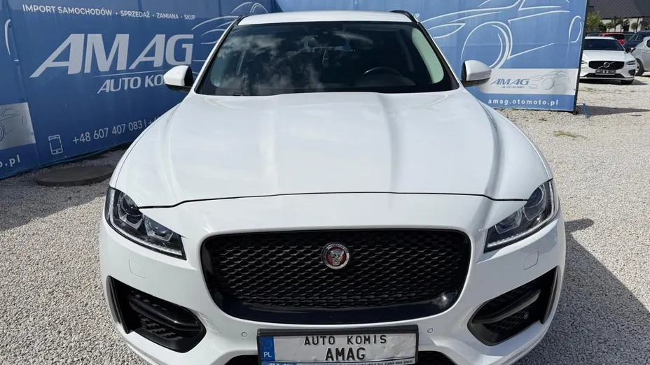JAGUAR F-Pace -