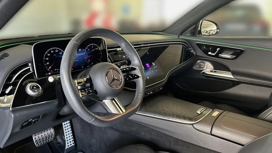 MERCEDES-BENZ E Klasa E 220 d mHEV 4-Matic AMG 9G-Tronic