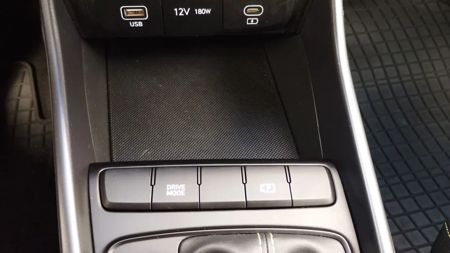 HYUNDAI i20 i20 1.0 T-GDi Modern DCT