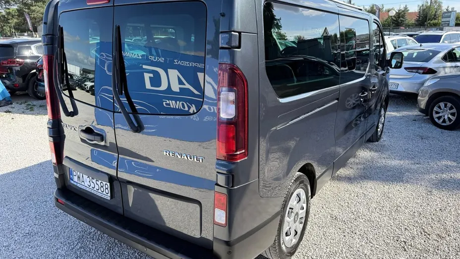 RENAULT Trafic -