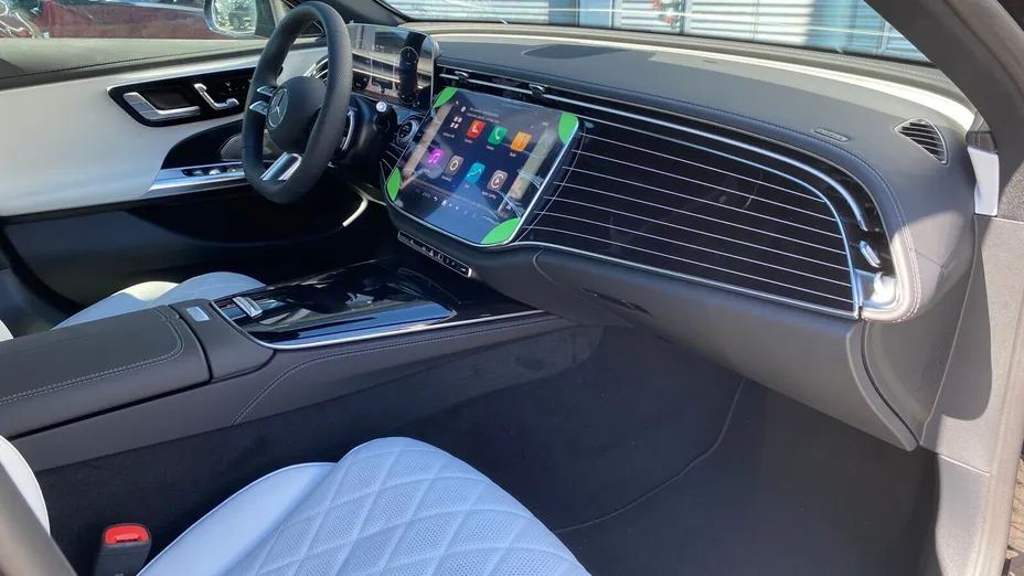 MERCEDES-BENZ E Klasa E 220 d mHEV 4-Matic AMG 9G-Tronic