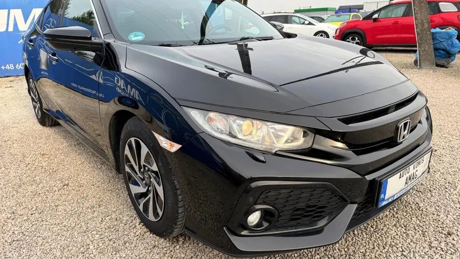 HONDA Civic -