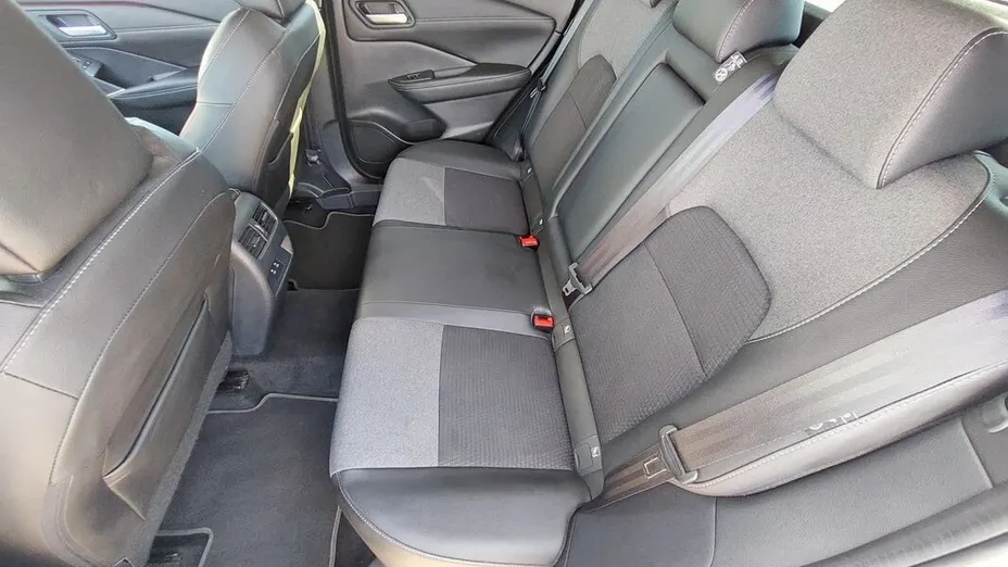 NISSAN Qashqai Qashqai 1.3 DIG-T mHEV N-Connecta Xtronic