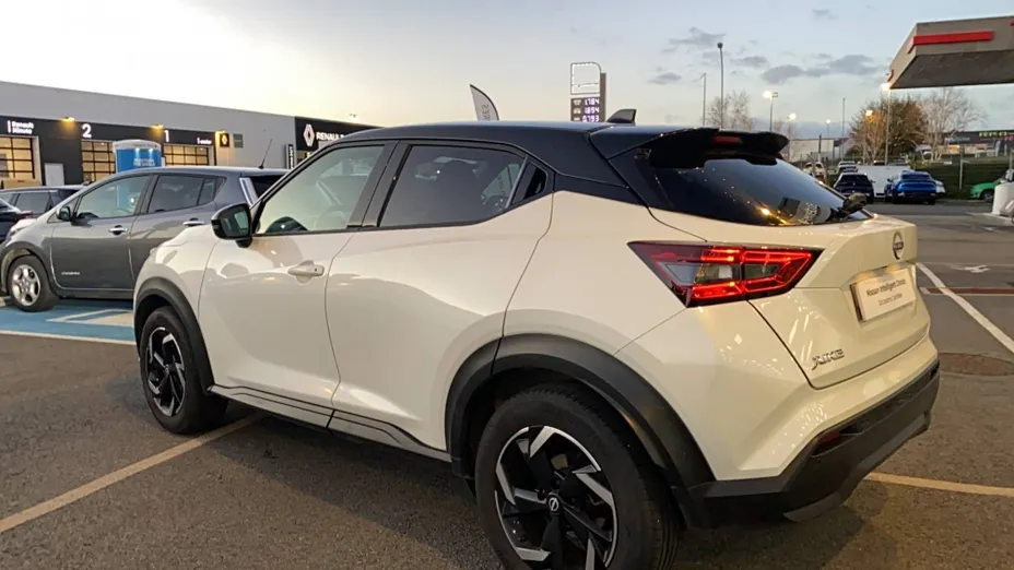 NISSAN Juke -