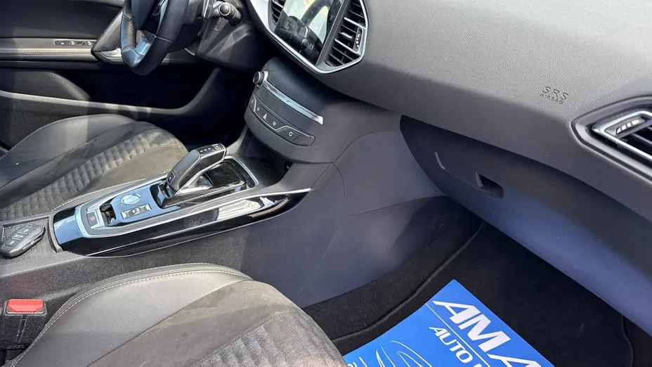 PEUGEOT 308 -