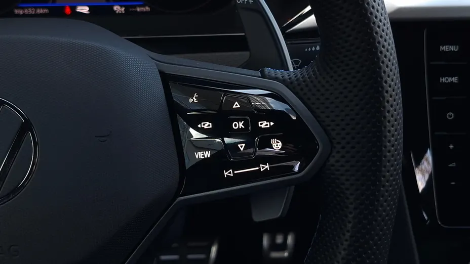 VOLKSWAGEN Arteon Arteon 2.0 TSI 4Motion R DSG