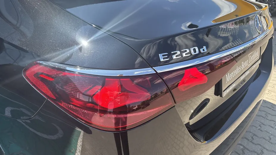 MERCEDES-BENZ E Klasa E 220 d mHEV 4-Matic Avantgarde 9G-Tronic