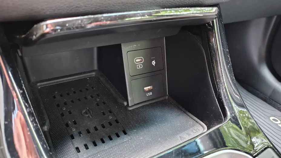 HYUNDAI i30 -