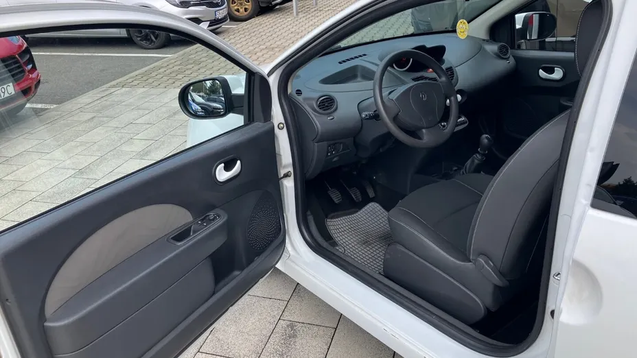 RENAULT Twingo Twingo 1.2 16V Miss Sixty