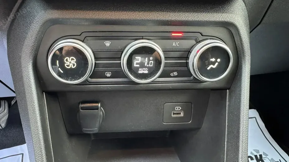 DACIA Sandero Sandero 1.5 Blue dCi Connected by Orange S&S