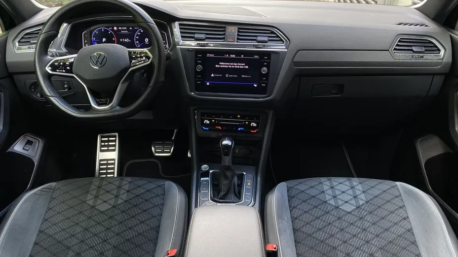 VOLKSWAGEN Tiguan Allspace -
