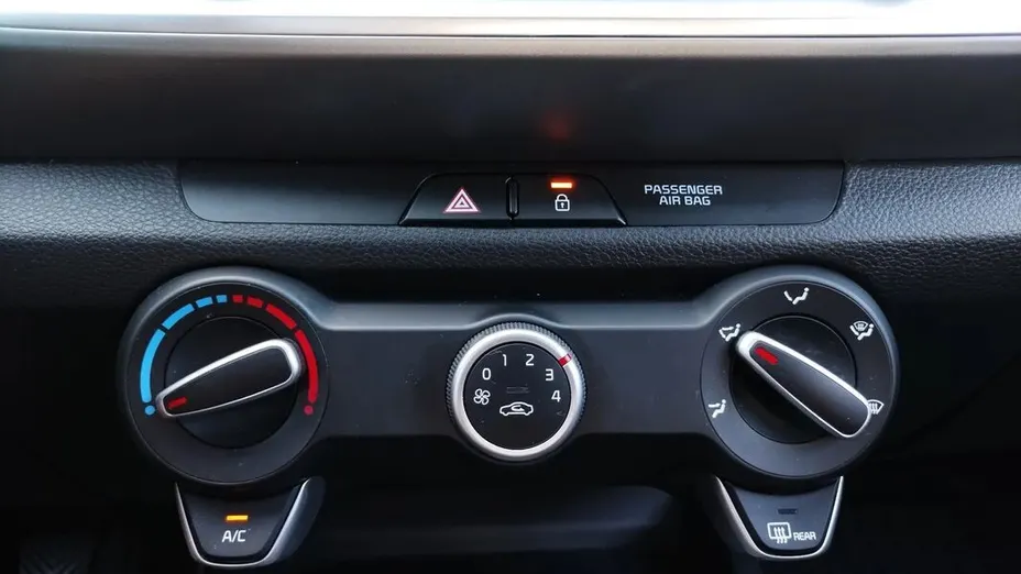 KIA Stonic Stonic 1.2 M