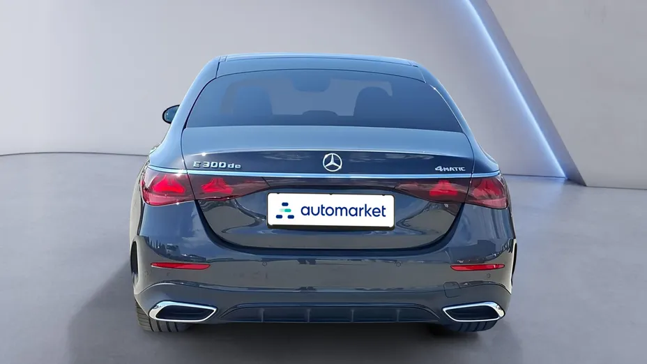 MERCEDES-BENZ E Klasa E 300 de PHEV 4-Matic AMG 9G-Tronic