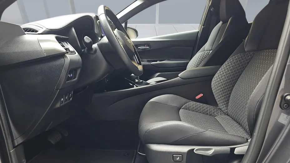 TOYOTA C-HR C-HR 2.0 Hybrid Style